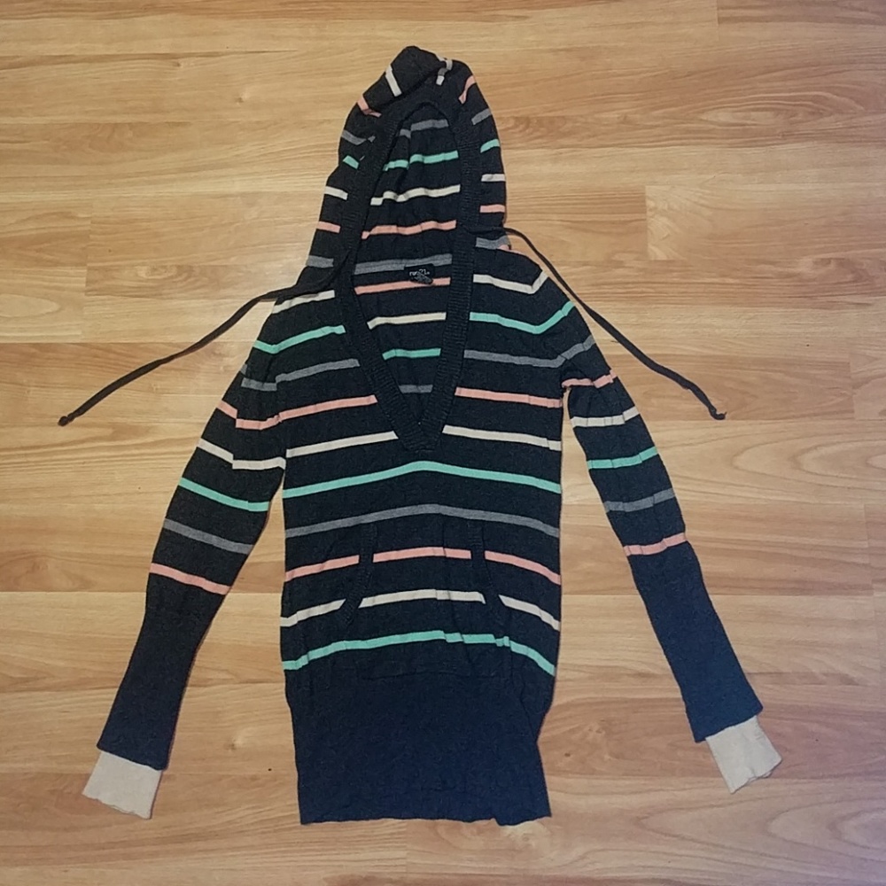Hooded Sweater